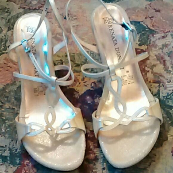 Renata Donati Wedge Sandals - Picture 1 of 7